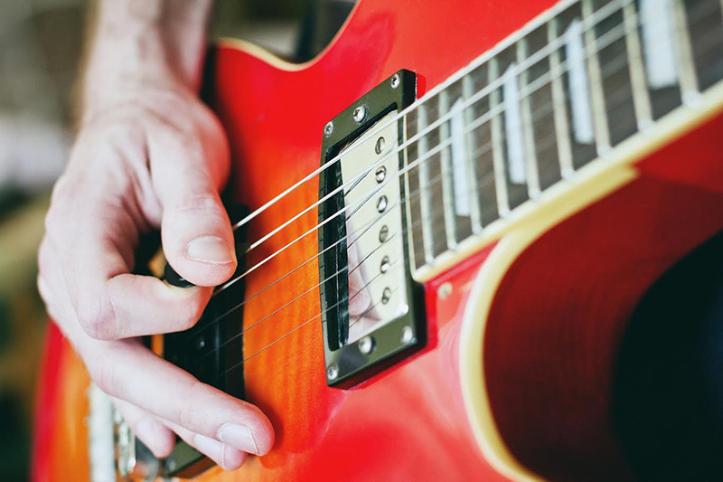 8 Guitar Picking Exercises To Improve Your Articulation